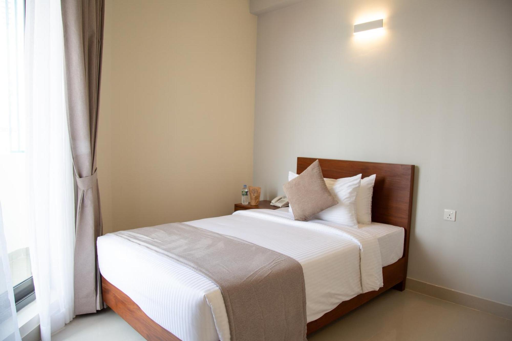 Marine Suites Colombo Eksteriør bilde