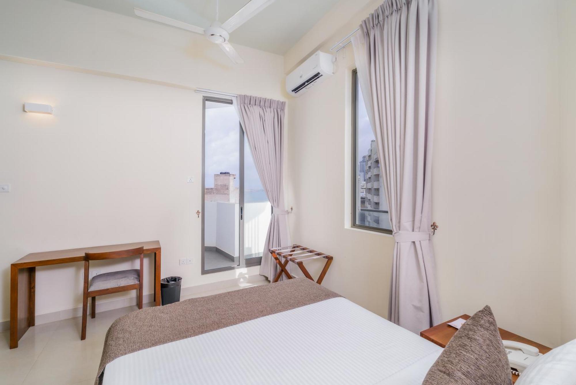 Marine Suites Colombo Eksteriør bilde